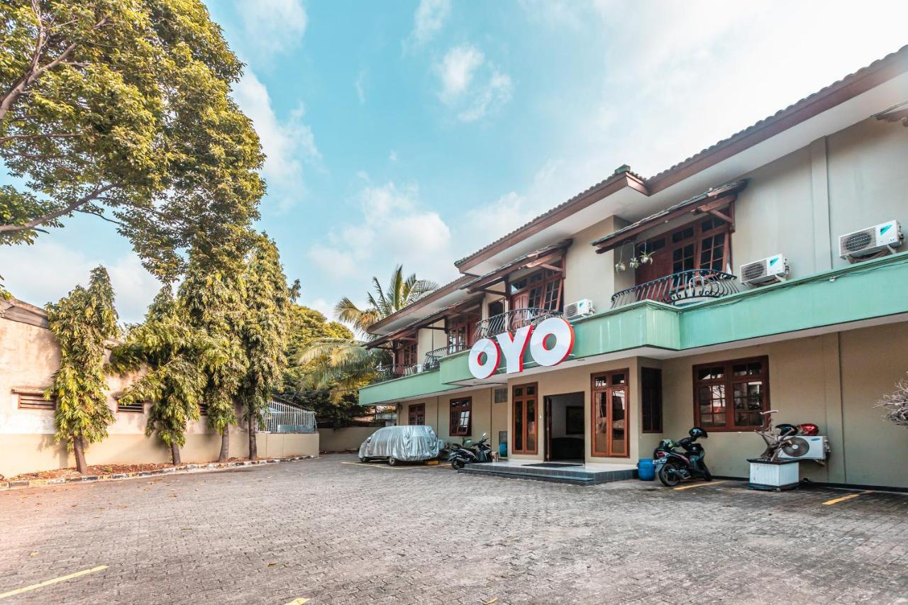 Oyo 1990 Kost Kuningan Executive Boading House Setiabudi Jakarta Exterior photo