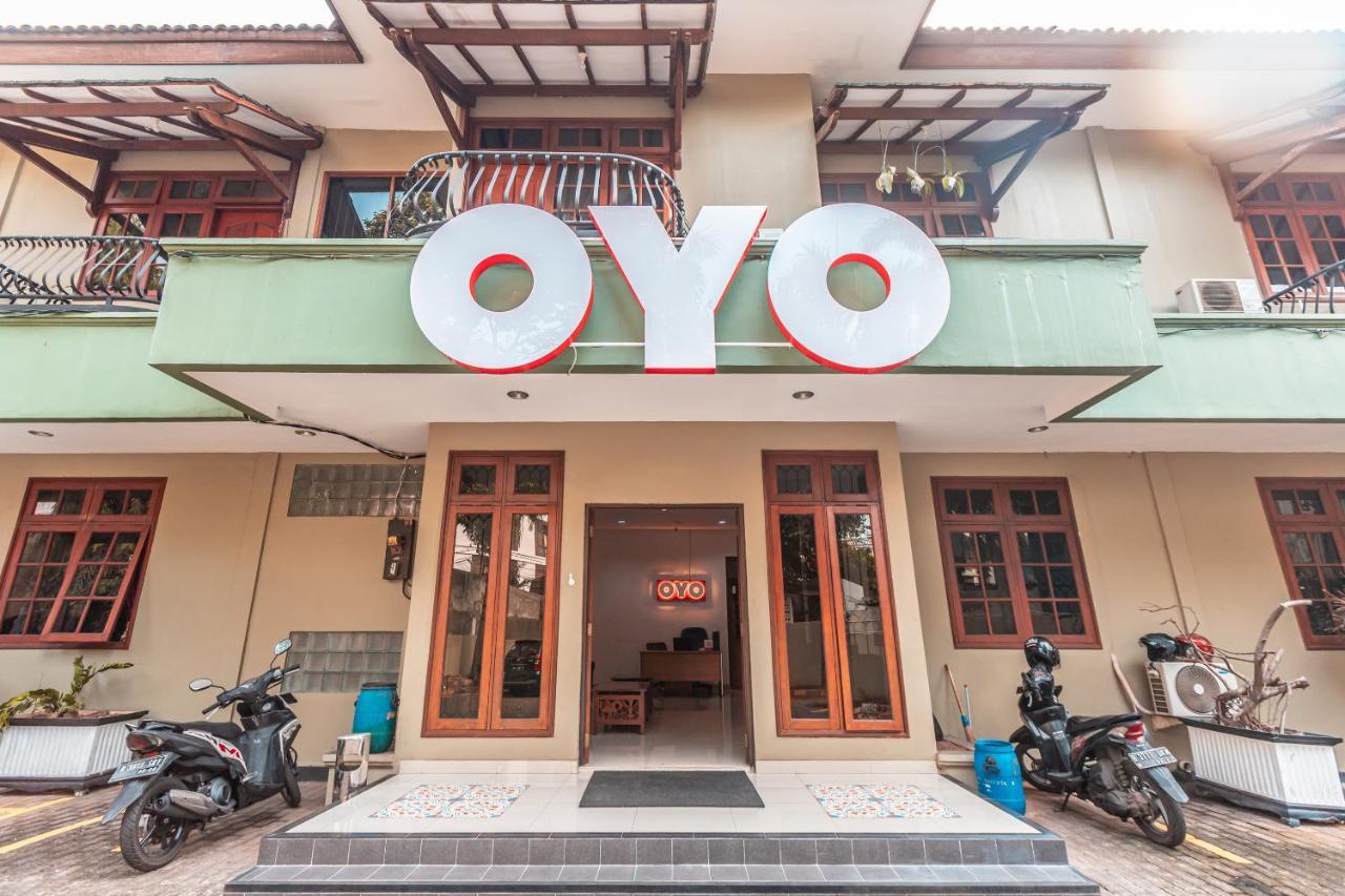 Oyo 1990 Kost Kuningan Executive Boading House Setiabudi Jakarta Exterior photo